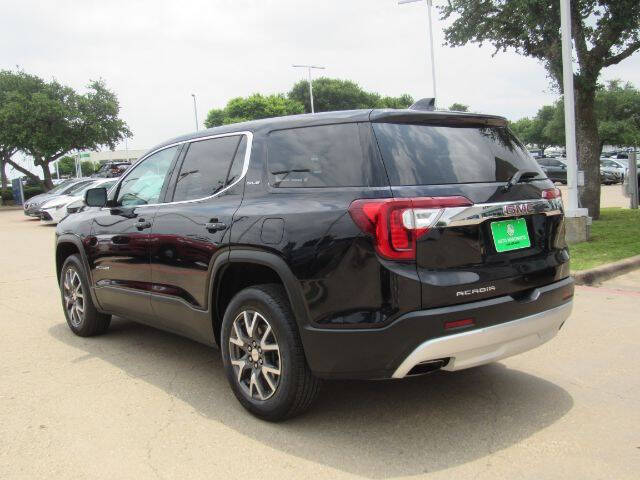 2022 GMC Acadia SLE