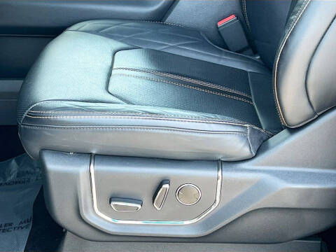 2022 Ford Expedition Platinum