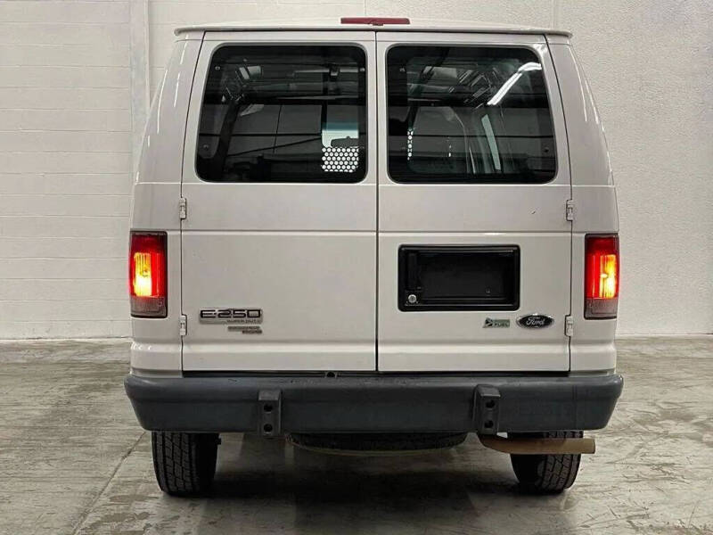 2014 Ford E-Series E-250