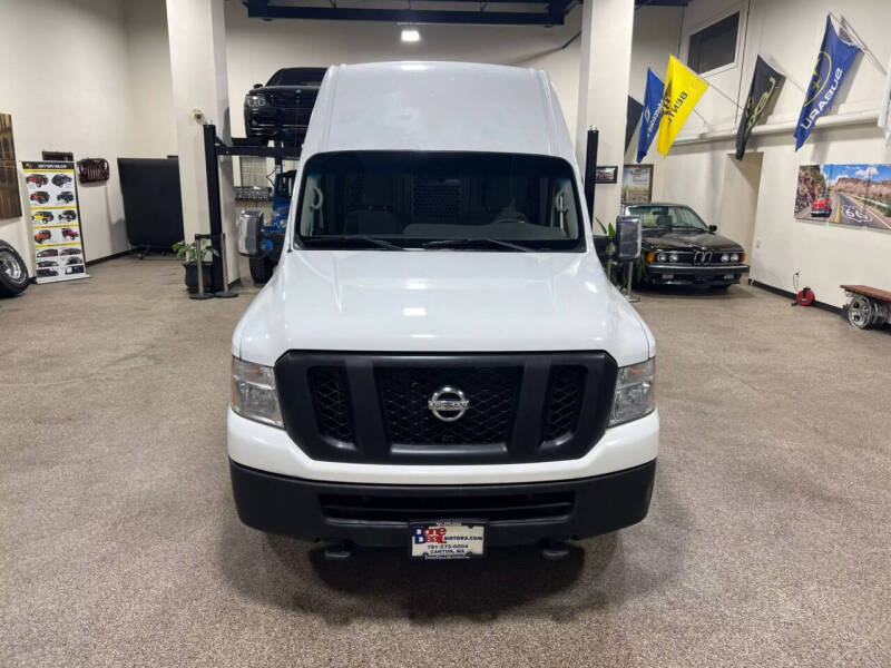 2017 Nissan NV