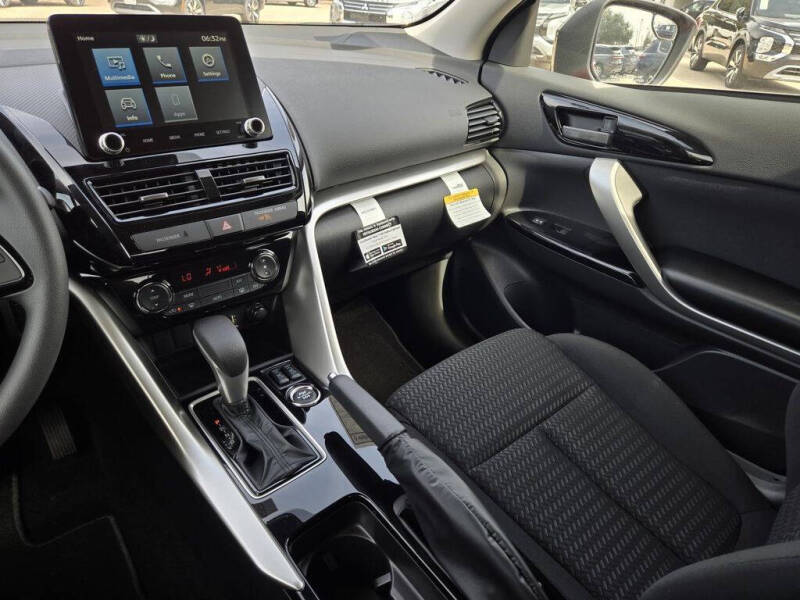 2026 Mitsubishi Eclipse Cross LE