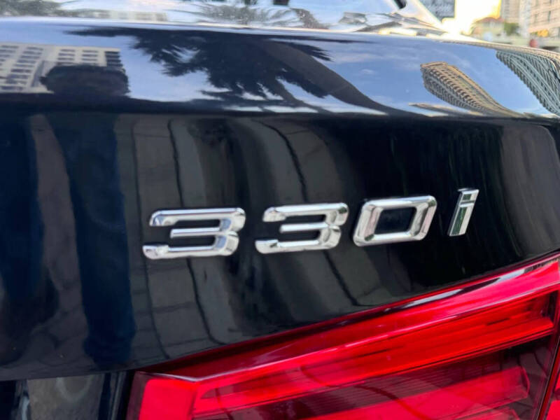 2018 BMW 3 Series 330i