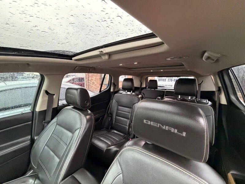 2017 GMC Acadia Denali