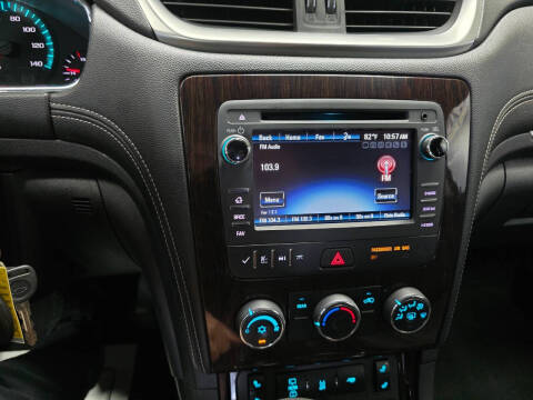 2017 Chevrolet Traverse LT