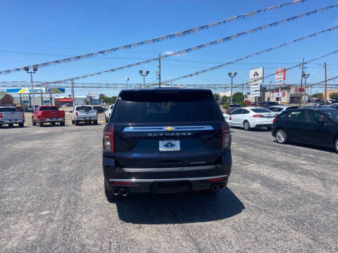 2023 Chevrolet Suburban Premier