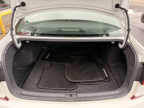 2017 Volkswagen Passat 1.8T SE