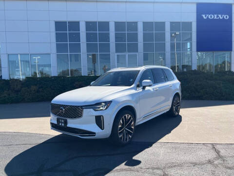 2025 Volvo XC90 B5 Plus Bright Theme 7P