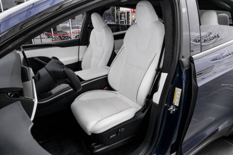 2023 Tesla Model X Plaid