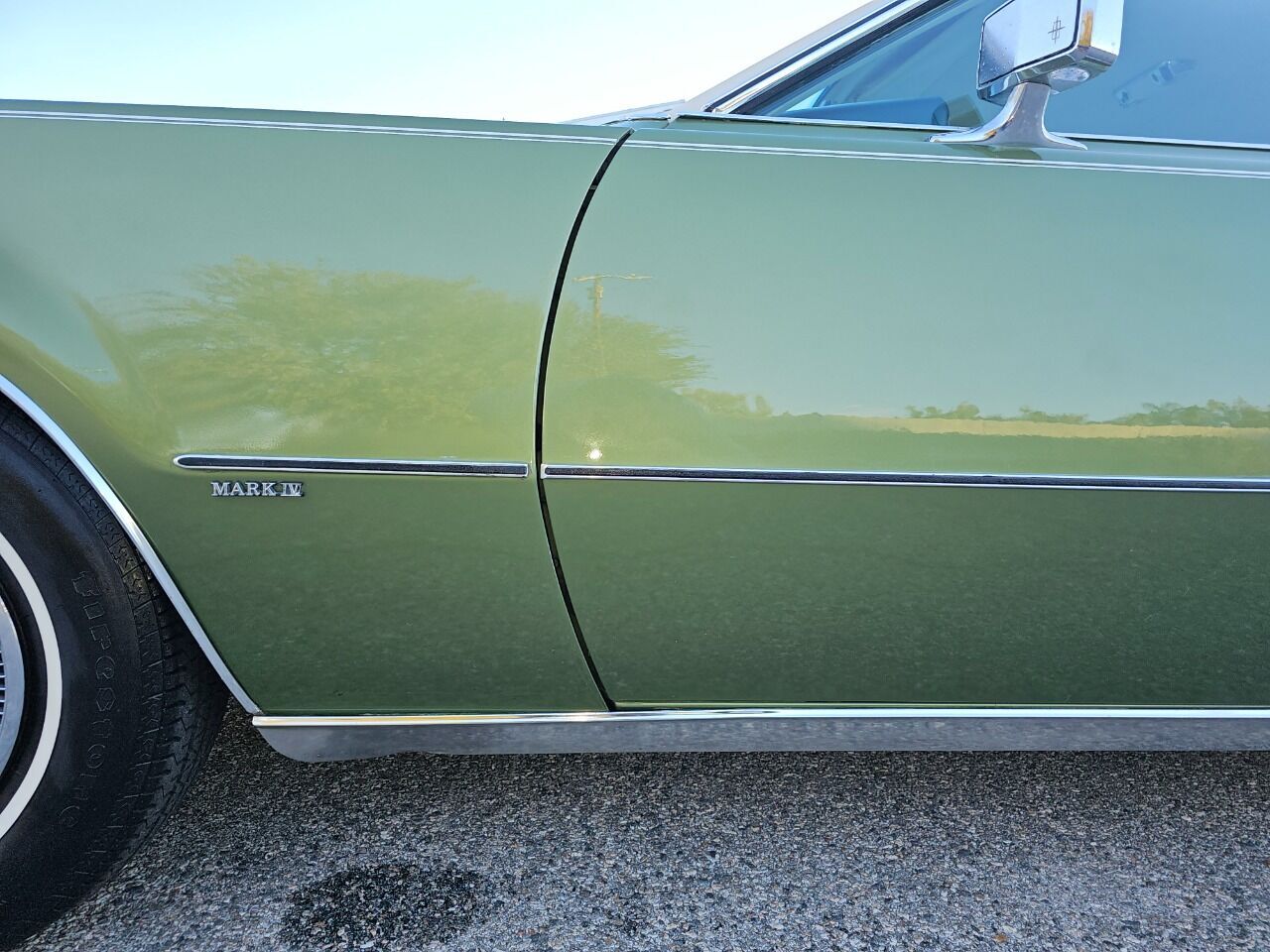 1972 Lincoln Mark IV 40