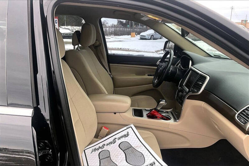 2017 Jeep Grand Cherokee Laredo