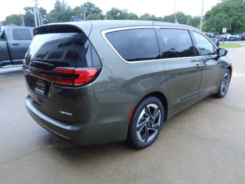 2027 Chrysler Pacifica Limited
