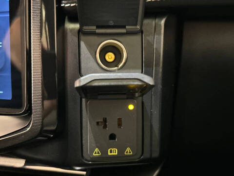 2023 Ford F-150 Lightning Platinum