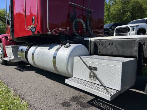 2015 Peterbilt 579 Sleeper Tractor