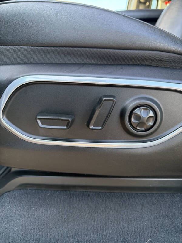 2023 Jeep Wagoneer L Series II