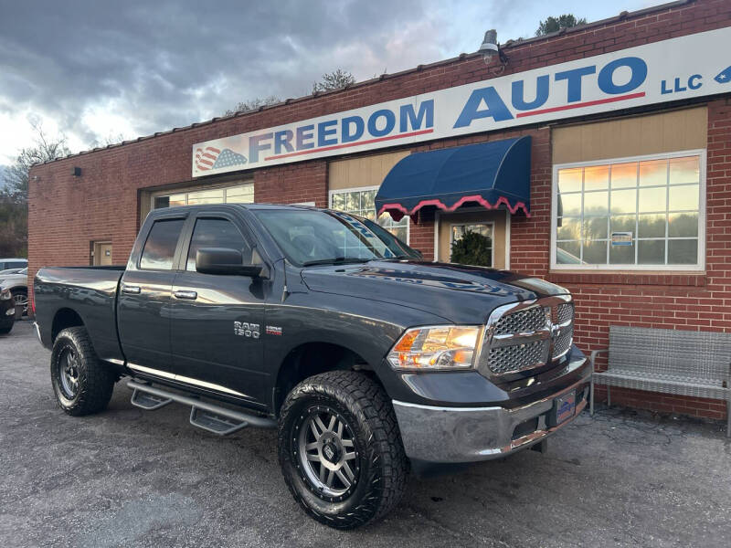 2017 RAM Ram 1500 Pickup SLT's photo