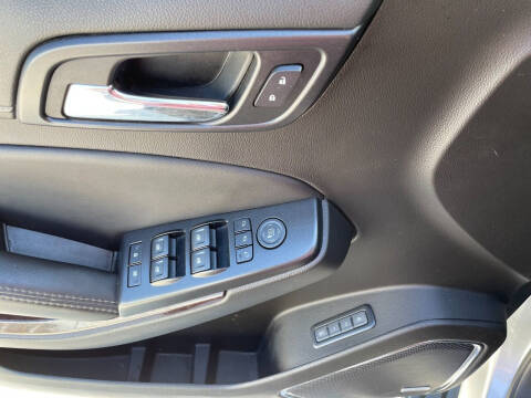 2017 GMC Yukon XL SLT