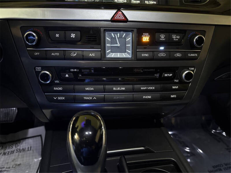 2015 Hyundai Genesis