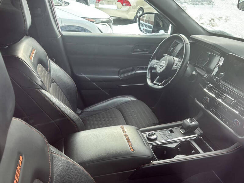 2023 Nissan Pathfinder Rock Creek