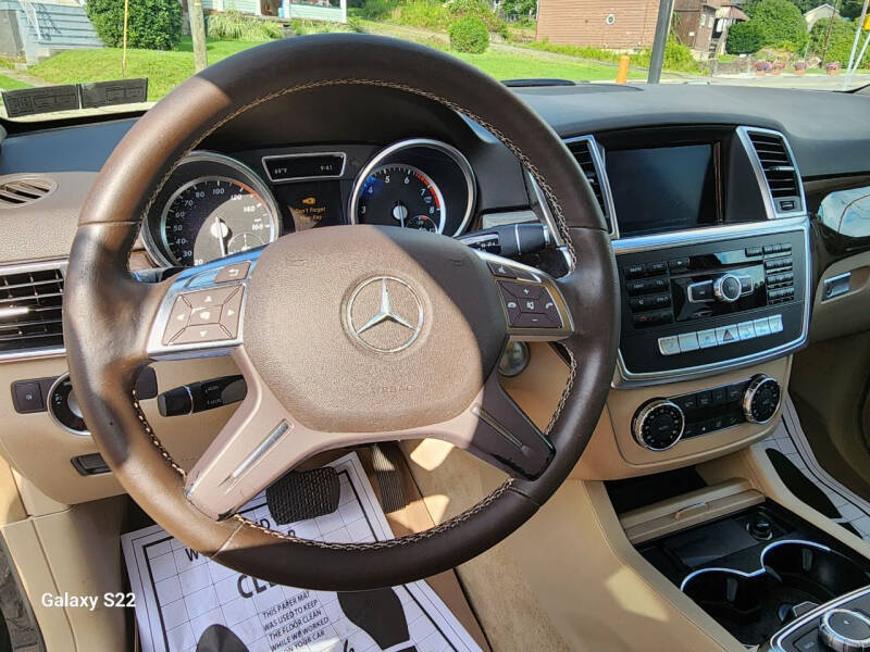 2014 Mercedes-Benz M-Class ML350 photo 24