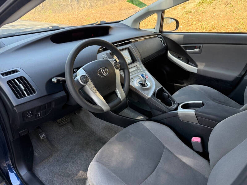 2012 Toyota Prius Two