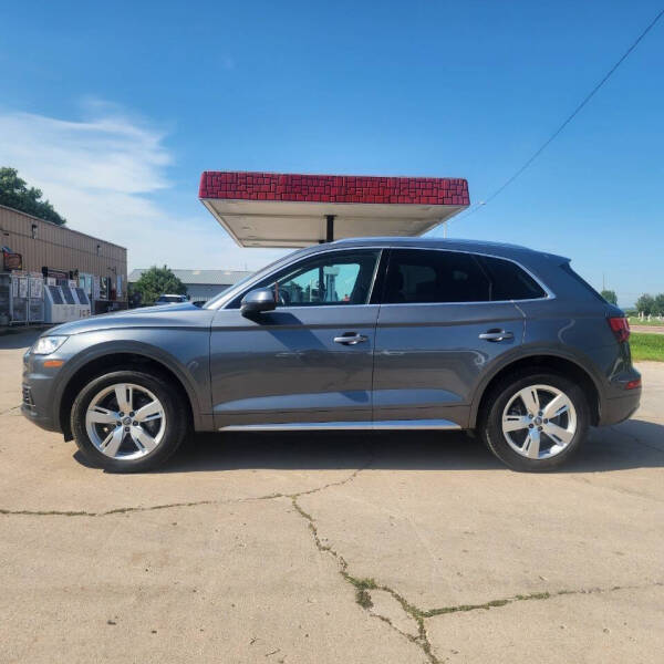 2018 Audi Q5 2.0T quattro Premium Plus