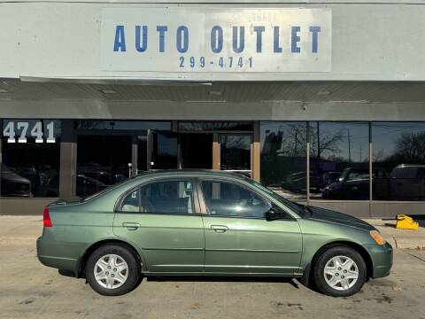 2003 Honda Civic for sale at Auto Outlet in Des Moines IA
