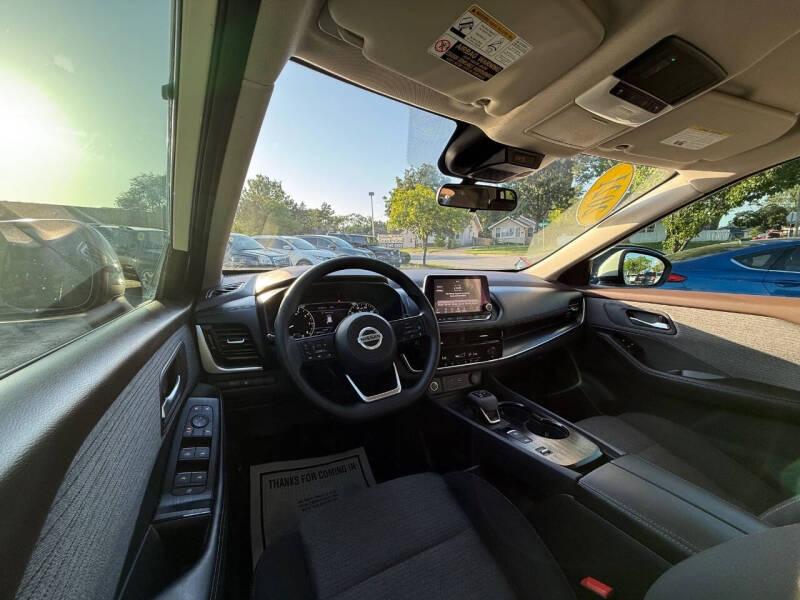 2021 Nissan Rogue SV