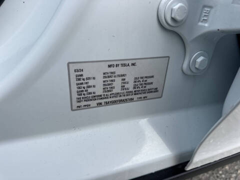 2024 Tesla Model Y Performance