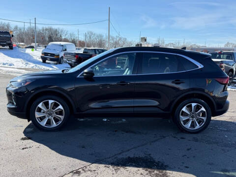 2023 Ford Escape Platinum