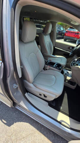 2018 Chrysler Pacifica Touring L Plus