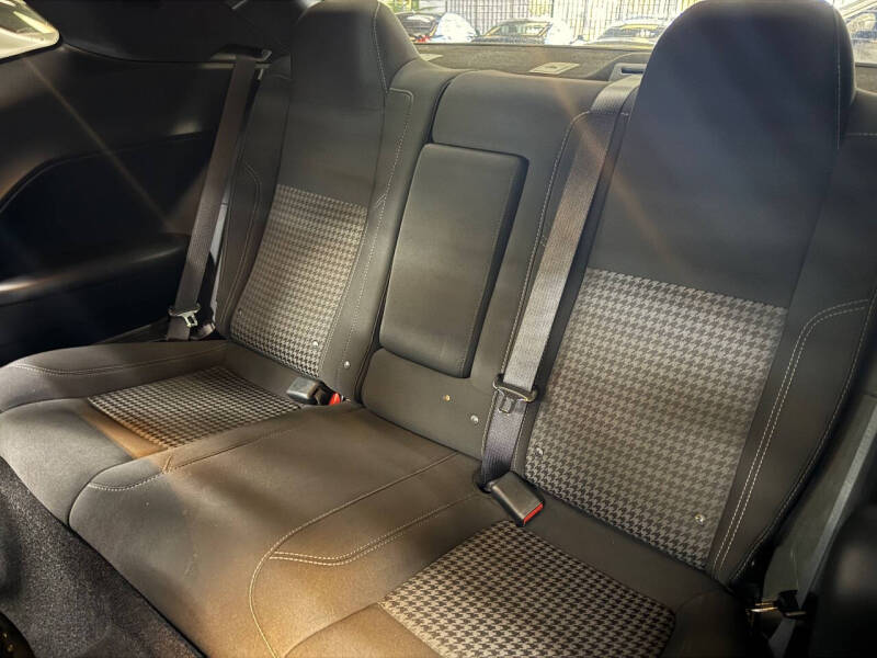 2020 Dodge Challenger SXT