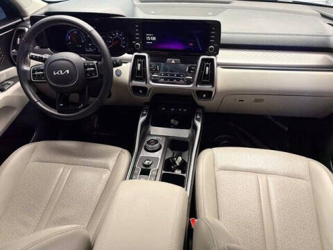 2023 Kia Sorento Hybrid EX