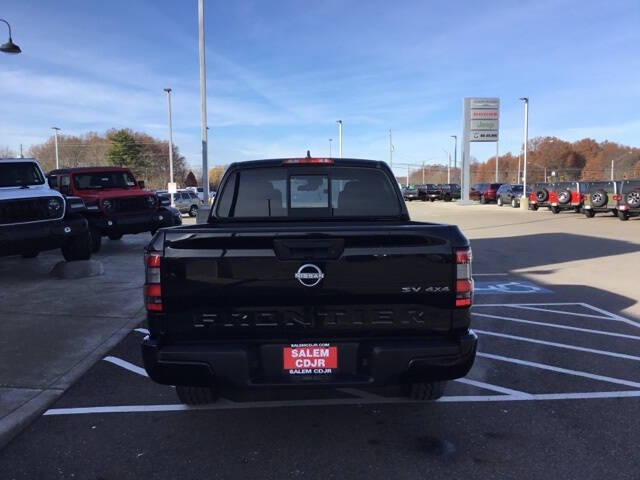2022 Nissan Frontier SV