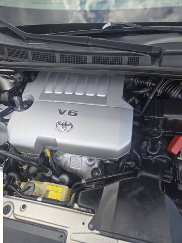 2009 Toyota Sienna LE 7-Passenger