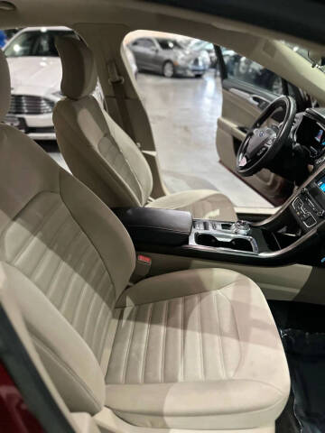 2018 Ford Fusion Hybrid SE