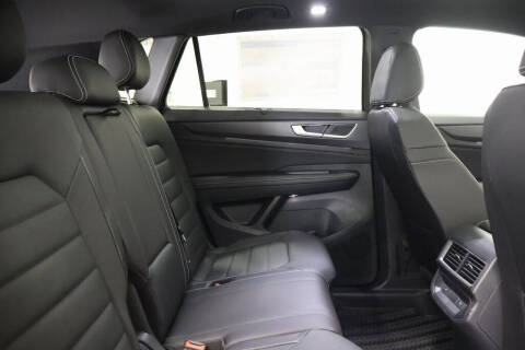 2026 Volkswagen Atlas Cross Sport SEL R-Line Black 4Motion