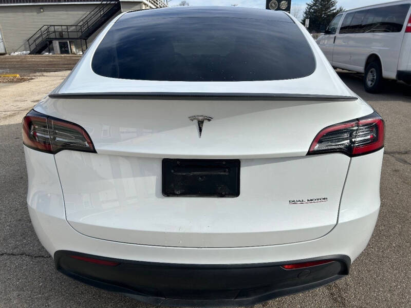 2023 Tesla Model Y Performance