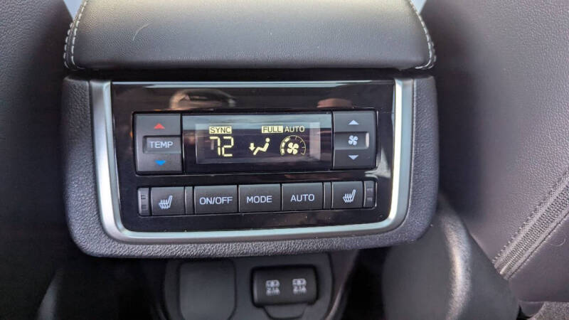 2022 Subaru Ascent Limited 8-Passenger