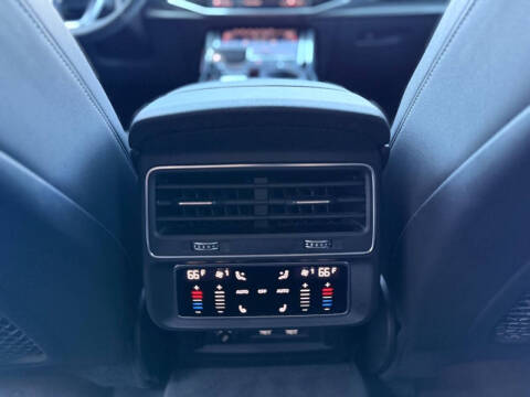 2019 Audi Q8 quattro Premium Plus 55 TFSI