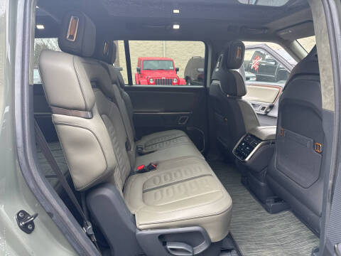 2023 Rivian R1S Launch Edition