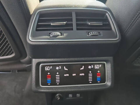2021 Audi e-tron quattro Premium