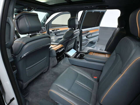 2023 Jeep Grand Wagoneer L Series II