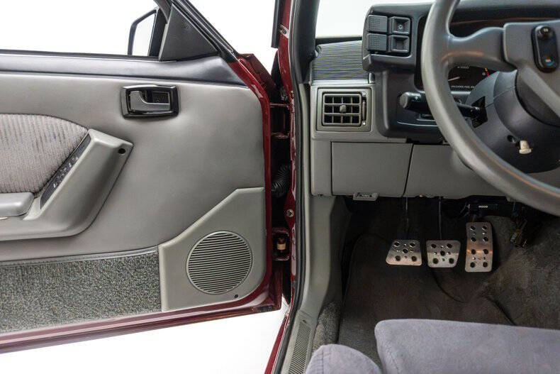 1988 Ford Mustang