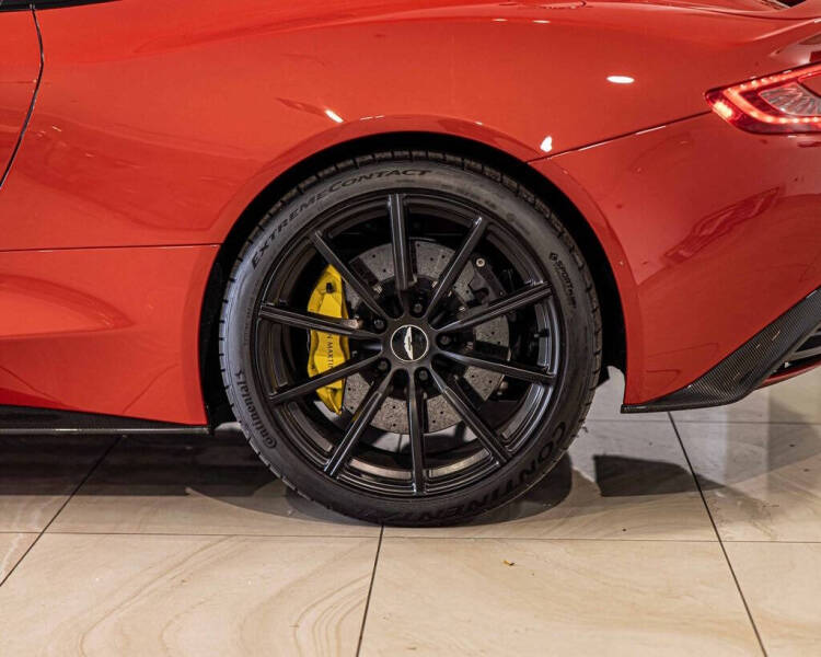 2014 Aston Martin Vanquish