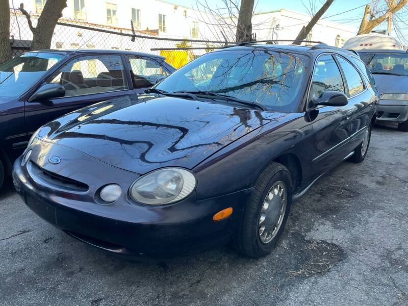 1996 Ford Taurus for sale at Autos Under 5000 + JR Transporting in Island Park NY