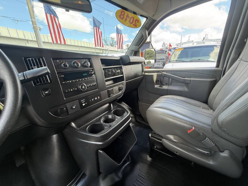 2018 GMC Savana 2500