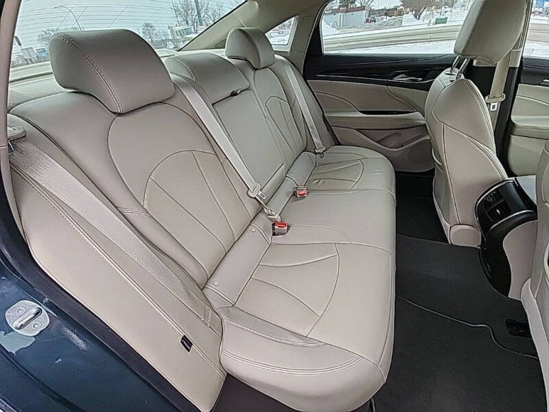 2019 Buick LaCrosse Premium