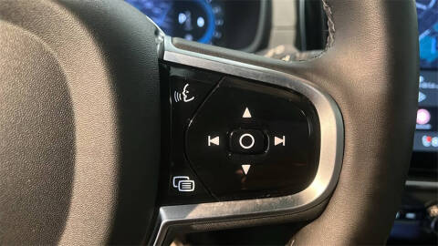 2025 Volvo XC90 B6 Plus Bright Theme 7P