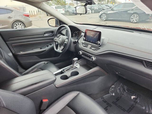 2020 Nissan Altima 2.5 SR