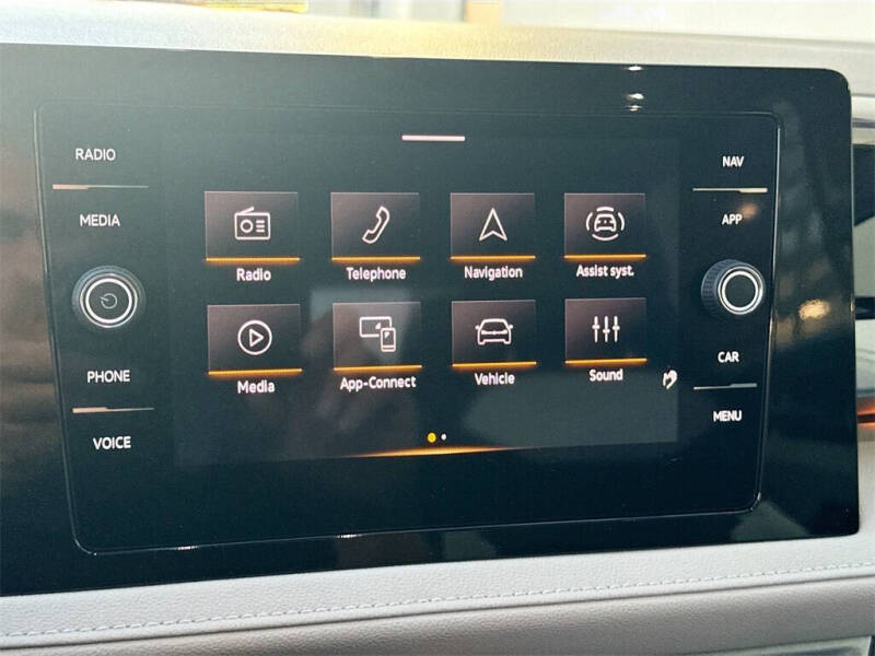 2025 Volkswagen Taos SEL 4Motion